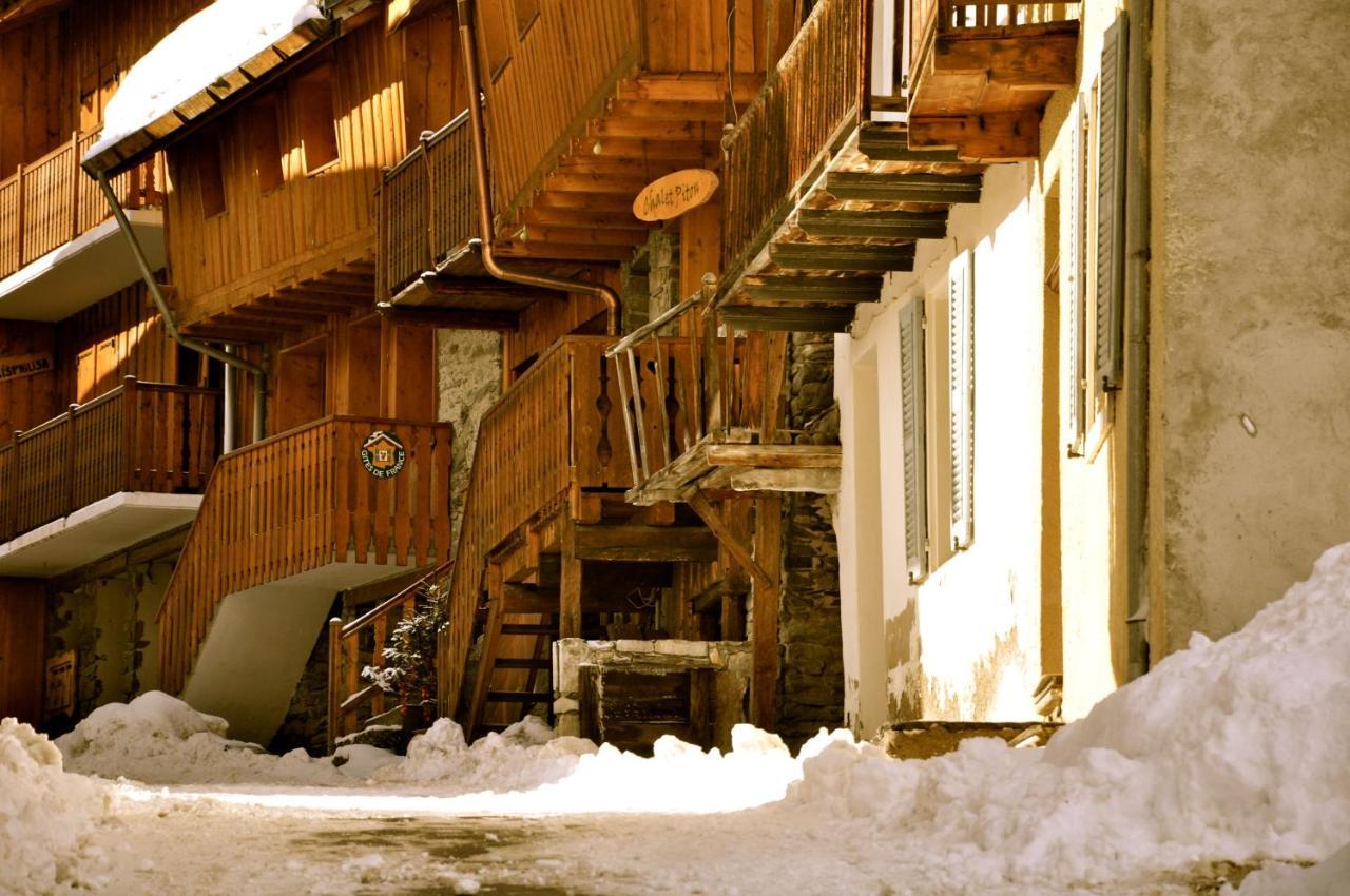 Two Bedroom Apartment La Voute, Chandon Near Meribel - Sleeps 4 Adults Or 2 Adults And 3 Children Les Allues Екстер'єр фото