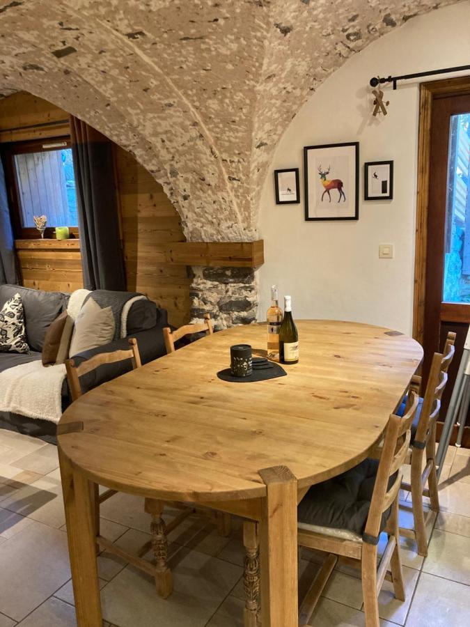 Two Bedroom Apartment La Voute, Chandon Near Meribel - Sleeps 4 Adults Or 2 Adults And 3 Children Les Allues Екстер'єр фото