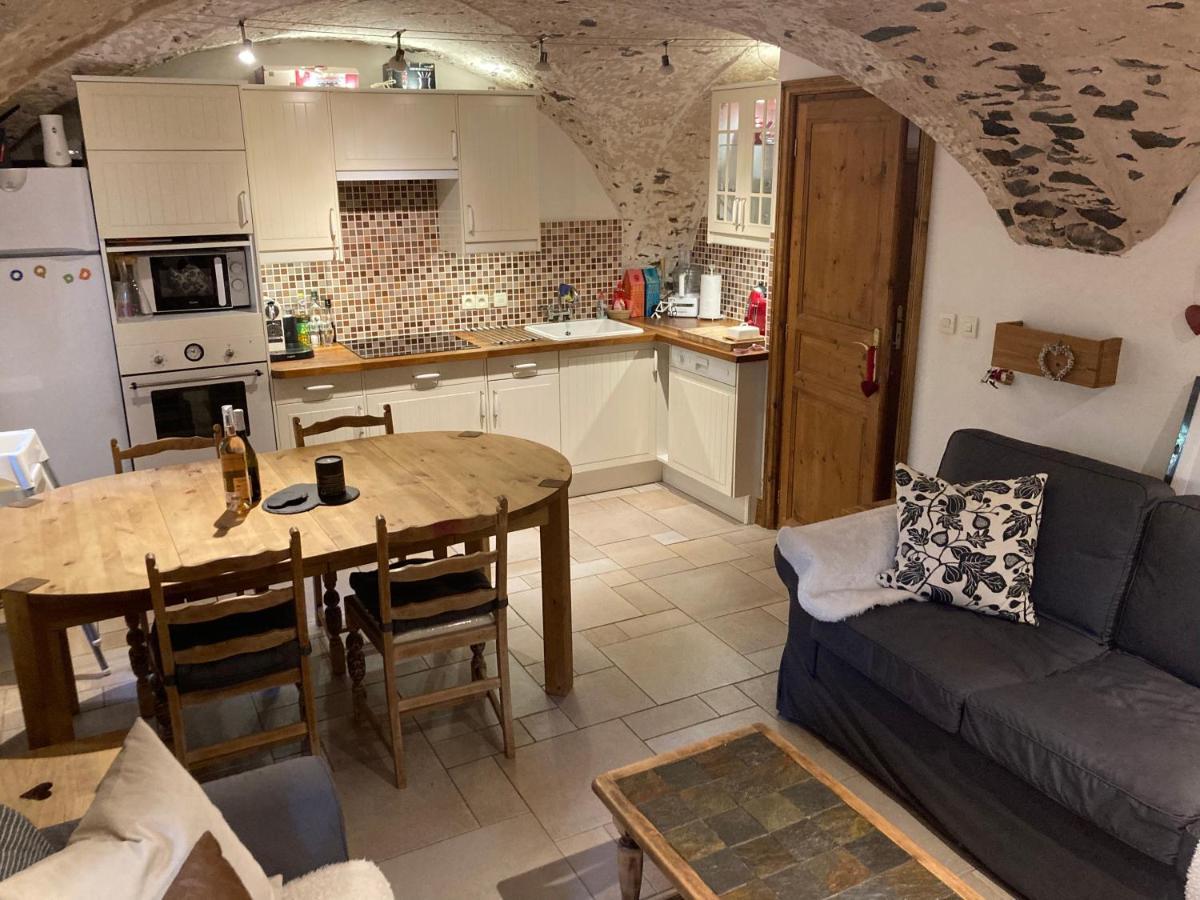 Two Bedroom Apartment La Voute, Chandon Near Meribel - Sleeps 4 Adults Or 2 Adults And 3 Children Les Allues Екстер'єр фото